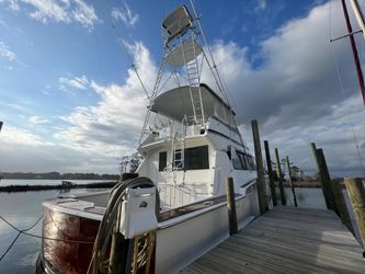 58' Hatteras 1990 Yacht For Sale